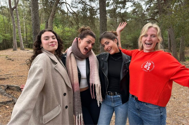 Grensverleggers Laura, Yasmin, Suzanne & Joyce