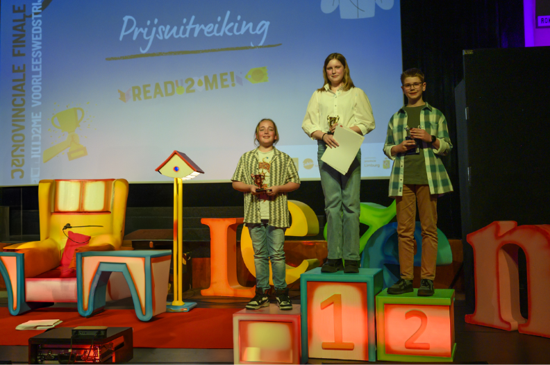 Isa Langendonck van het College uit Weert wint de titel provinciale winnaar Read2Me!